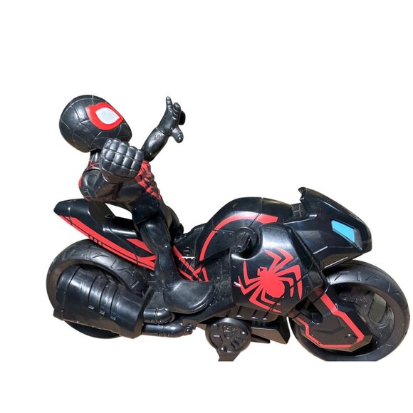 Hasbro Spider-Man Plastic Action Figure and Motorcycle Hasbro SA 2018 - Picture 3 of 9